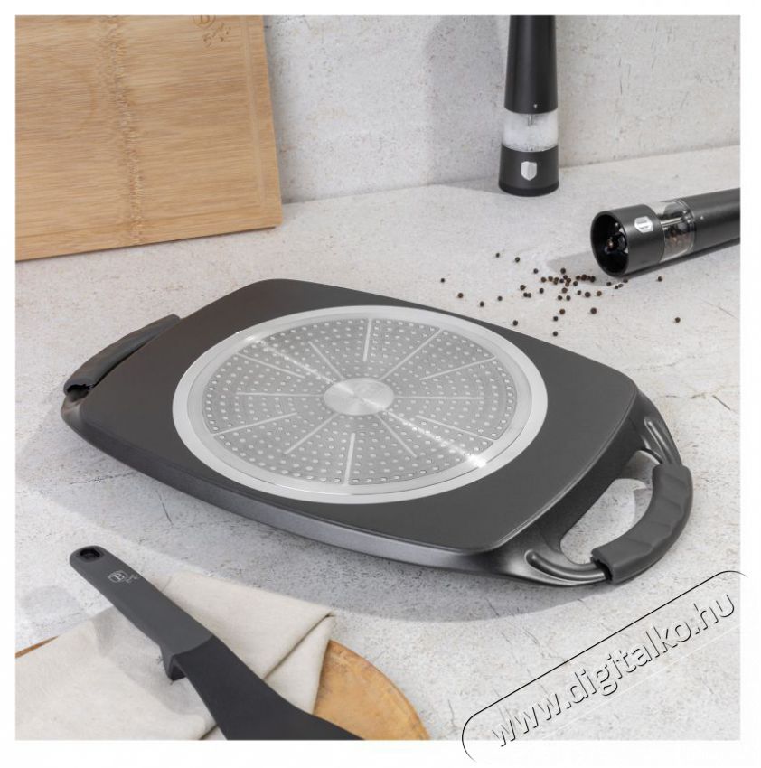Berlinger Haus BH/8137 Antracit Collection 47 cm grill s&uuml;tőlap Konyhai term&eacute;kek - Konyhai kisg&eacute;p (s&uuml;t&eacute;s / főz&eacute;s / hűt&eacute;s / &eacute;telk&eacute;sz&iacute;t&eacute;s) - Kontakt grill s&uuml;tő / s&uuml;tőlap - 500048