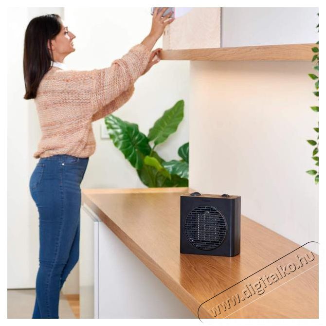 Black and Decker BXSH1500E Ventil&aacute;toros hősug&aacute;rz&oacute; H&aacute;ztart&aacute;s / Otthon / K&uuml;lt&eacute;r - Fűt&eacute;s - Fűtőventil&aacute;toros hősug&aacute;rz&oacute; - 524360