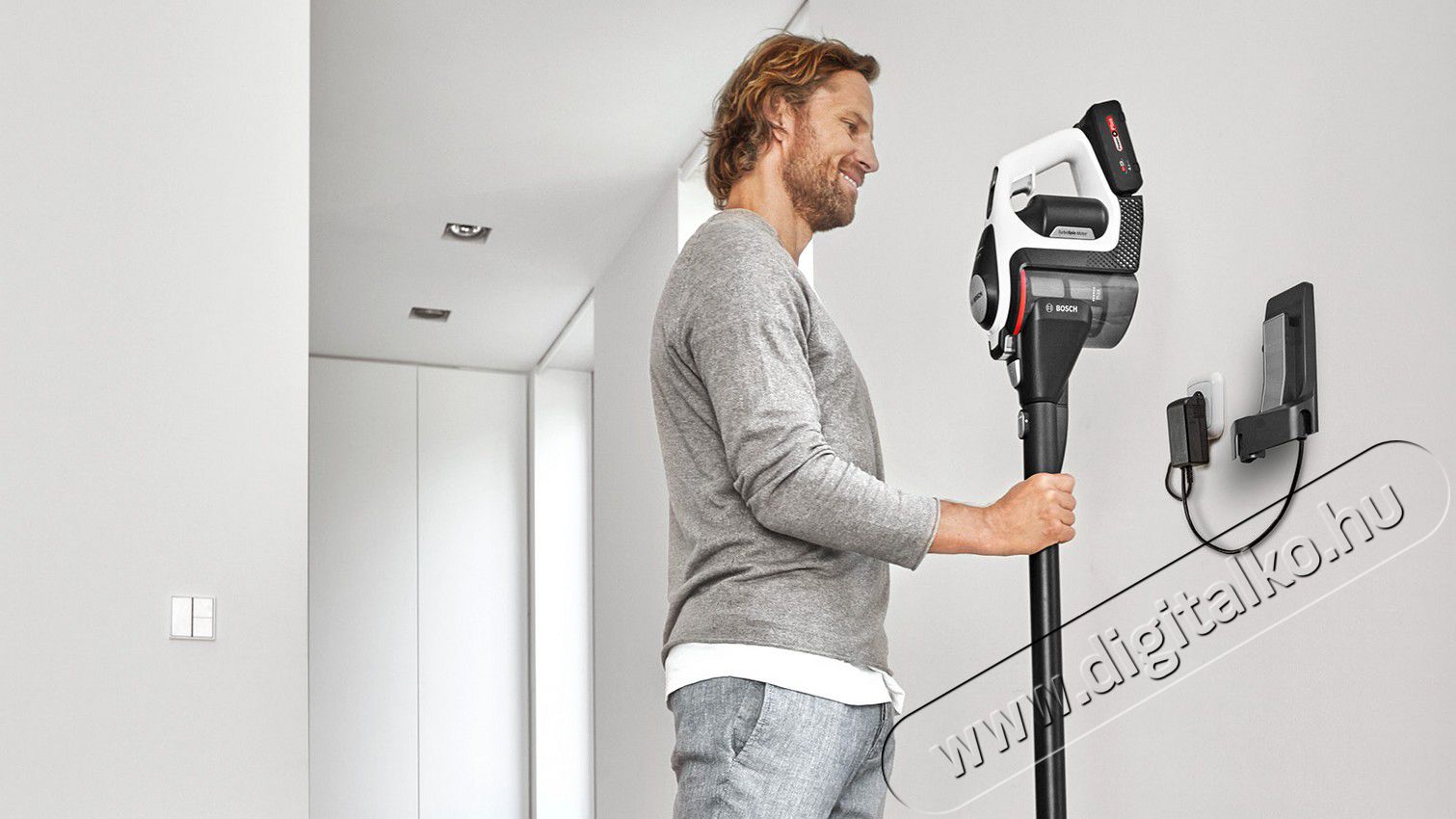 Bosch BSS8224 Perfect Selection Porzs&aacute;k n&eacute;lk&uuml;li porsz&iacute;v&oacute; H&aacute;ztart&aacute;s / Otthon / K&uuml;lt&eacute;r - Porsz&iacute;v&oacute; / takar&iacute;t&oacute;g&eacute;p - K&eacute;zi / &aacute;ll&oacute; porsz&iacute;v&oacute; - 371830