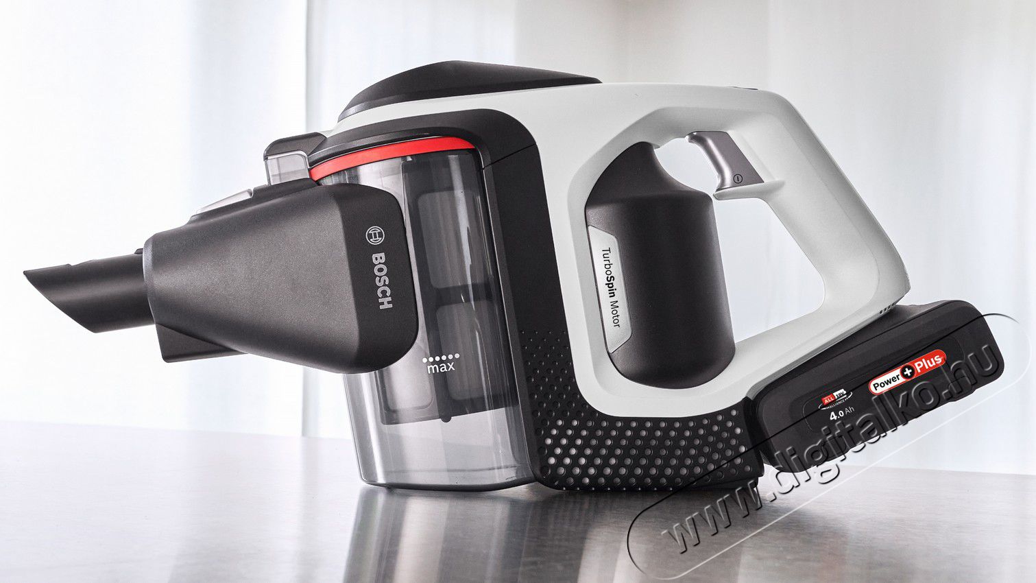 Bosch BSS8224 Perfect Selection Porzs&aacute;k n&eacute;lk&uuml;li porsz&iacute;v&oacute; H&aacute;ztart&aacute;s / Otthon / K&uuml;lt&eacute;r - Porsz&iacute;v&oacute; / takar&iacute;t&oacute;g&eacute;p - K&eacute;zi / &aacute;ll&oacute; porsz&iacute;v&oacute; - 371830