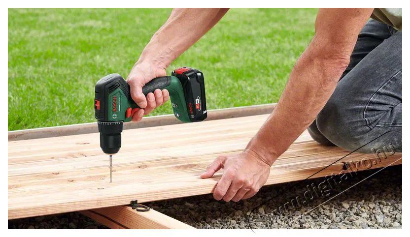 Bosch UniversalDrill 18V-55 (2x 2,0 Ah) + AL18V-20 H&aacute;ztart&aacute;s / Otthon / K&uuml;lt&eacute;r - Szersz&aacute;m - F&uacute;r&oacute; / f&uacute;r&oacute;kalap&aacute;cs - 518586