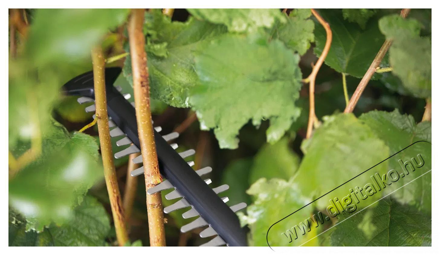 Bosch UniversalHedgeCut 18-55 (2x2,5 Ah) 0.600.849.J02 H&aacute;ztart&aacute;s / Otthon / K&uuml;lt&eacute;r - K&uuml;lt&eacute;r / kerti term&eacute;k / grill - S&ouml;v&eacute;ny / k&eacute;zi fű &eacute;s lomb v&aacute;g&oacute; - 518592