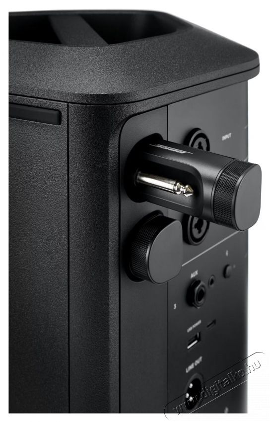 Bose S1 PRO+ vezet&eacute;k n&eacute;lk&uuml;li jelek fog&aacute;d&aacute;s&aacute;ra alkalmas akt&iacute;v hangfal akkumul&aacute;torral, be&eacute;p&iacute;tett h&aacute;rom csatorn&aacute;s keverővel  Audio-Video / Hifi / Multim&eacute;dia - Hangfal - Hangfalszett - &Aacute;ll&oacute; / front hangfal - 495057