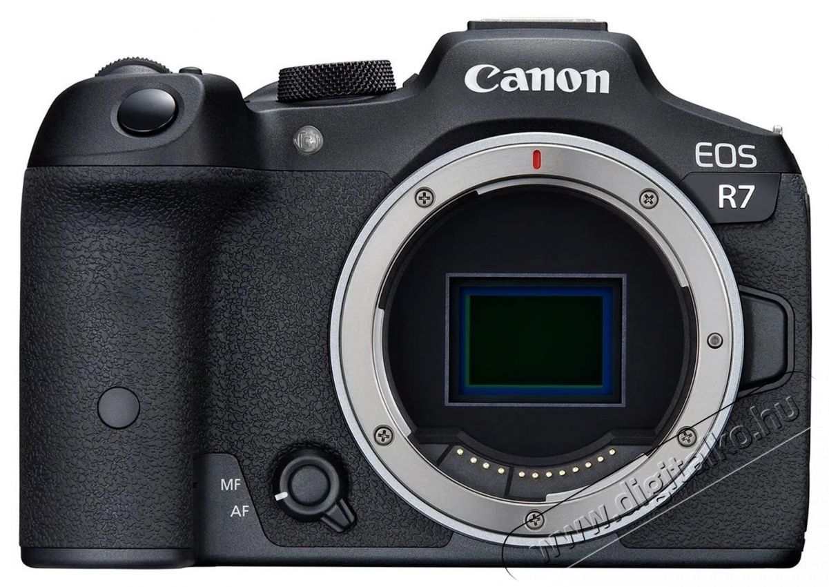 CANON EOS R7 + RF-S 18-150mm IS STM F&eacute;nyk&eacute;pezőg&eacute;p / kamera - MILC cser&eacute;lhető objekt&iacute;ves kompakt f&eacute;nyk&eacute;pezőg&eacute;p - 531246