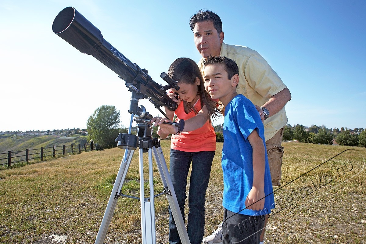 Celestron PowerSeeker 70EQ Teleszk&oacute;p - C21037 T&aacute;vcs&ouml;vek / Optika - Teleszk&oacute;p - 258480