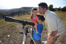 Celestron PowerSeeker 70EQ Teleszk&oacute;p - C21037 T&aacute;vcs&ouml;vek / Optika - Teleszk&oacute;p - 258480