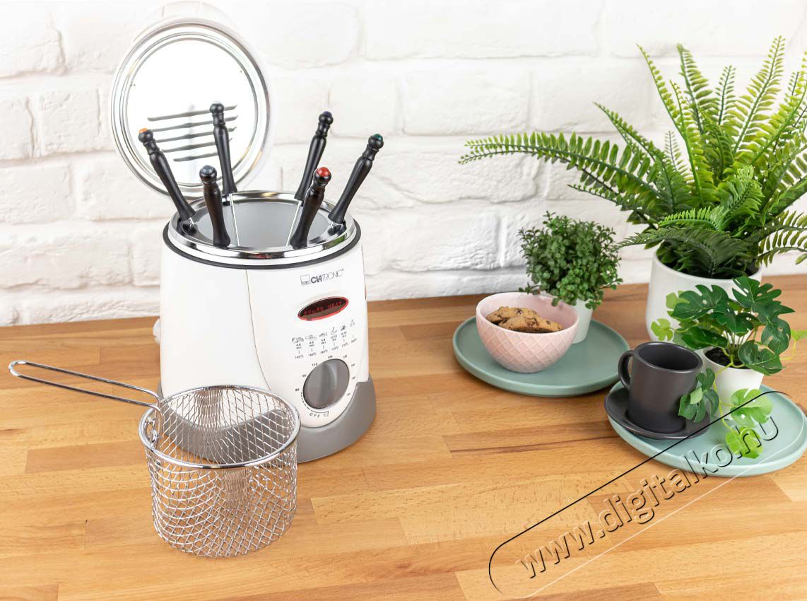 Clatronic FFR 2916 olajs&uuml;tő/fondue k&eacute;sz&iacute;tő Konyhai term&eacute;kek - Konyhai kisg&eacute;p (s&uuml;t&eacute;s / főz&eacute;s / hűt&eacute;s / &eacute;telk&eacute;sz&iacute;t&eacute;s) - Konyhai k&uuml;l&ouml;nlegess&eacute;g - 347880