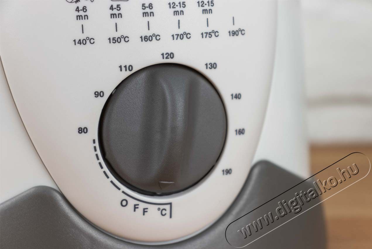 Clatronic FFR 2916 olajs&uuml;tő/fondue k&eacute;sz&iacute;tő Konyhai term&eacute;kek - Konyhai kisg&eacute;p (s&uuml;t&eacute;s / főz&eacute;s / hűt&eacute;s / &eacute;telk&eacute;sz&iacute;t&eacute;s) - Konyhai k&uuml;l&ouml;nlegess&eacute;g - 347880