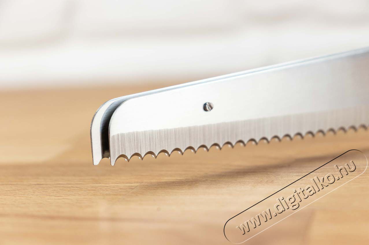 Clatronic EM 3702 Elektromos k&eacute;s - fekete-inox Konyhai term&eacute;kek - Konyhai kisg&eacute;p (elők&eacute;sz&iacute;t&eacute;s / feldolgoz&aacute;s) - Elektromos k&eacute;s - 360535