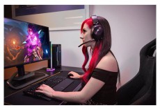 Corsair HS55 Surround fekete gamer headset Audio-Video / Hifi / Multim&eacute;dia - F&uuml;l &eacute;s Fejhallgat&oacute;k - Fejhallgat&oacute; mikrofonnal / headset - 477632