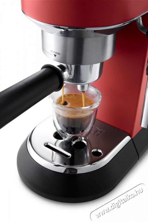 Delonghi EC 685.R Dedica Style k&aacute;v&eacute;főző Konyhai term&eacute;kek - K&aacute;v&eacute;főző / k&aacute;v&eacute;&ouml;rlő / kieg&eacute;sz&iacute;tő - Pressz&oacute; k&aacute;v&eacute;főző - 322276