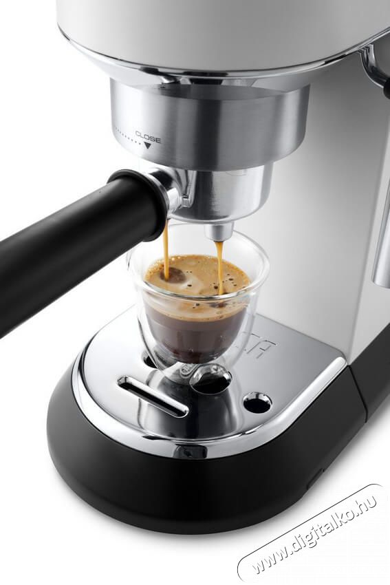 Delonghi Dedica Style EC 685.W k&aacute;v&eacute;főző Konyhai term&eacute;kek - K&aacute;v&eacute;főző / k&aacute;v&eacute;&ouml;rlő / kieg&eacute;sz&iacute;tő - Pressz&oacute; k&aacute;v&eacute;főző - 322298