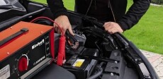 Einhell CC-BC 15 akkumul&aacute;tor t&ouml;ltő Aut&oacute;hifi / Aut&oacute; felszerel&eacute;s - Aut&oacute;s / aut&oacute;hifi kieg&eacute;sz&iacute;tő - Aut&oacute; akkumul&aacute;tor t&ouml;ltő - 352237