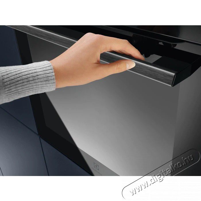 Electrolux EOD6P77WZ be&eacute;p&iacute;thető s&uuml;tő Konyhai term&eacute;kek - S&uuml;tő-főzőlap, tűzhely (be&eacute;p&iacute;thető) - S&uuml;tő (be&eacute;p&iacute;thető) - 372049