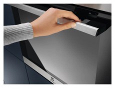 Electrolux EOF3H40BX Be&eacute;p&iacute;thető s&uuml;tő Konyhai term&eacute;kek - S&uuml;tő-főzőlap, tűzhely (be&eacute;p&iacute;thető) - S&uuml;tő (be&eacute;p&iacute;thető) - 383518