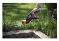 FISKARS 113680 GS42 fűny&iacute;r&oacute; oll&oacute; H&aacute;ztart&aacute;s / Otthon / K&uuml;lt&eacute;r - K&uuml;lt&eacute;r / kerti term&eacute;k / grill - S&ouml;v&eacute;ny / k&eacute;zi fű &eacute;s lomb v&aacute;g&oacute; - 415189