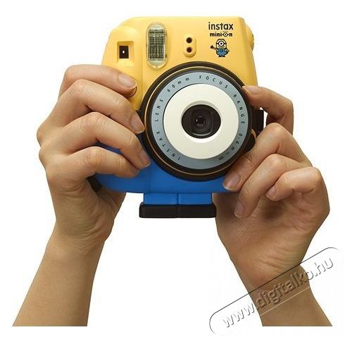 FujiFilm Instax Mini 8 Minion F&eacute;nyk&eacute;pezőg&eacute;p F&eacute;nyk&eacute;pezőg&eacute;p / kamera - Kompakt f&eacute;nyk&eacute;pezőg&eacute;p - Gyerek f&eacute;nyk&eacute;pezőg&eacute;p - 344072