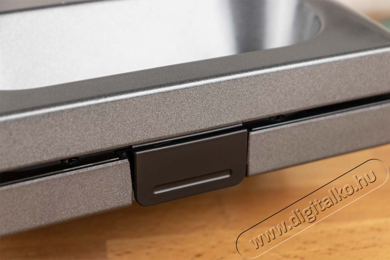 Gorenje SM703GCG Szendvics, gofri k&eacute;sz&iacute;tő &eacute;s grillező Konyhai term&eacute;kek - Konyhai kisg&eacute;p (s&uuml;t&eacute;s / főz&eacute;s / hűt&eacute;s / &eacute;telk&eacute;sz&iacute;t&eacute;s) - Melegszendvics / gofri s&uuml;tő - 363322