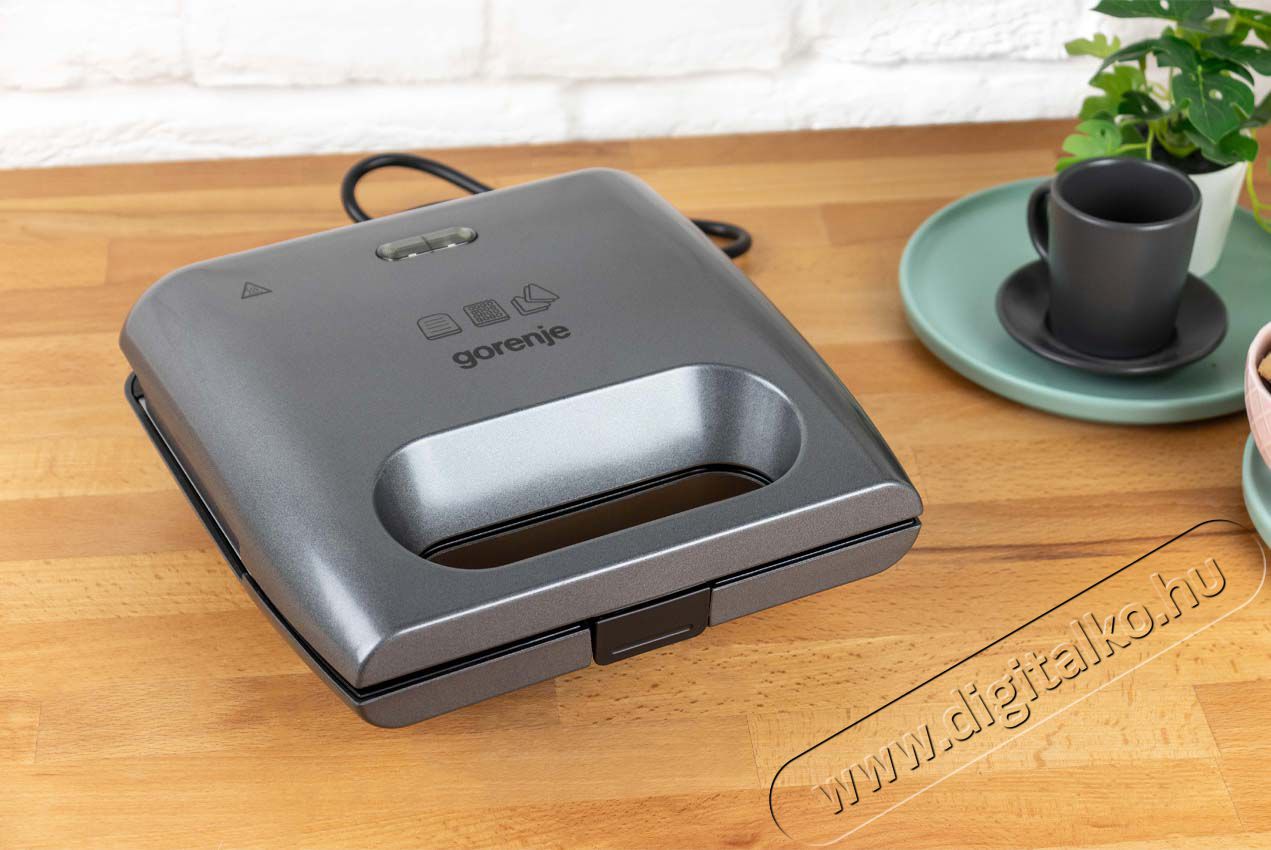 Gorenje SM703GCG Szendvics, gofri k&eacute;sz&iacute;tő &eacute;s grillező Konyhai term&eacute;kek - Konyhai kisg&eacute;p (s&uuml;t&eacute;s / főz&eacute;s / hűt&eacute;s / &eacute;telk&eacute;sz&iacute;t&eacute;s) - Melegszendvics / gofri s&uuml;tő - 363322