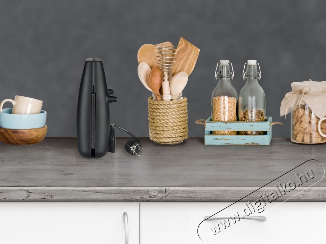 Gorenje SM701GCB szendvicss&uuml;tő Konyhai term&eacute;kek - Konyhai kisg&eacute;p (s&uuml;t&eacute;s / főz&eacute;s / hűt&eacute;s / &eacute;telk&eacute;sz&iacute;t&eacute;s) - Melegszendvics / gofri s&uuml;tő - 362225
