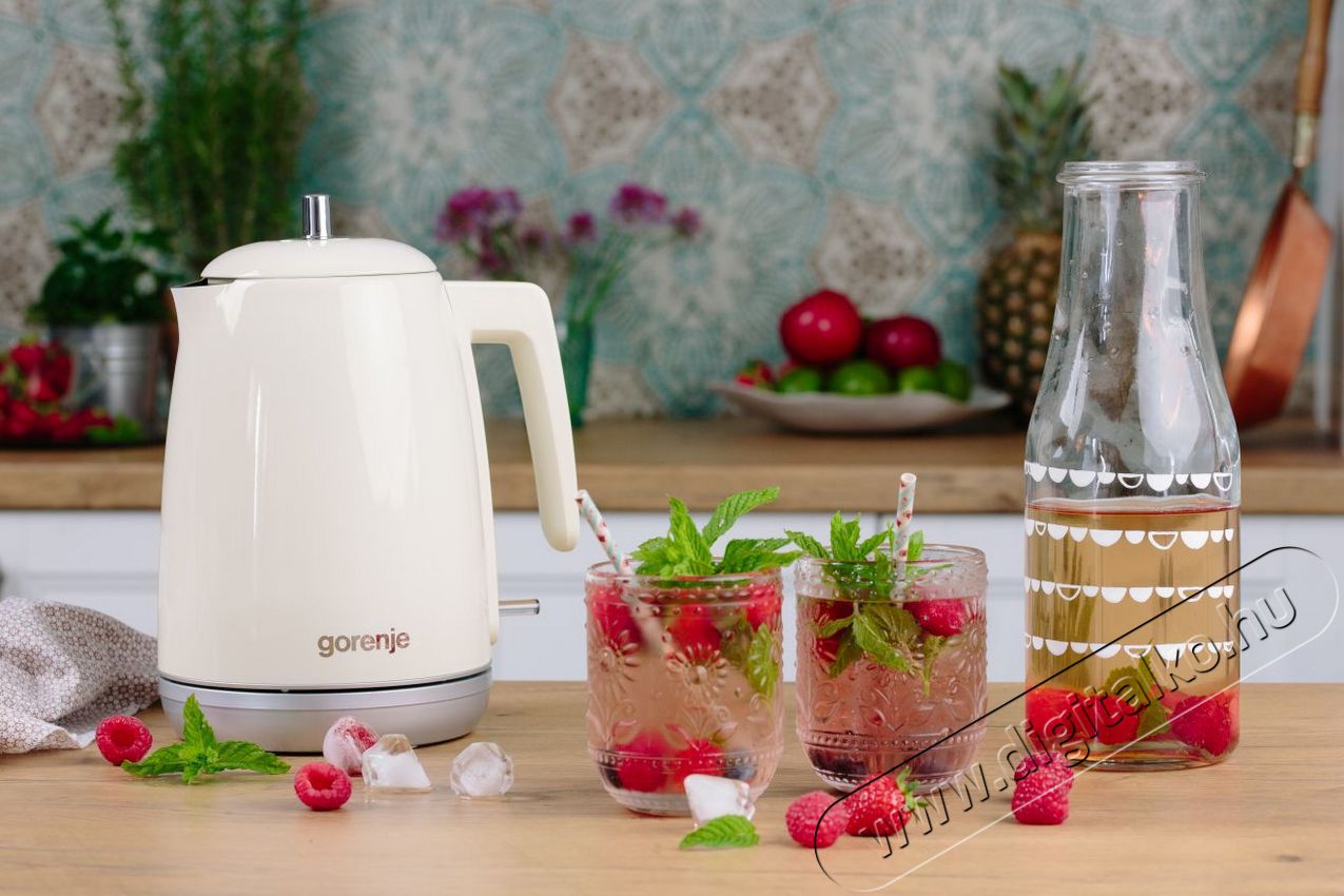 Gorenje K15RL Retro Collection v&iacute;zforral&oacute; - pezsgő Konyhai term&eacute;kek - V&iacute;zforral&oacute; / teafőző - 353229