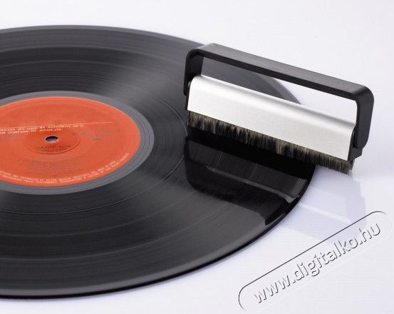 Hama Sz&eacute;nsz&aacute;las tiszt&iacute;t&oacute;kefe hanglemezekhez - 44707 Audio-Video / Hifi / Multim&eacute;dia - Bakelit lemezj&aacute;tsz&oacute; - Kieg&eacute;sz&iacute;tő - 297525