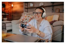 JBL Quantum 360P Console Wireless feh&eacute;r Audio-Video / Hifi / Multim&eacute;dia - F&uuml;l &eacute;s Fejhallgat&oacute;k - Fejhallgat&oacute; mikrofonnal / headset - 510070