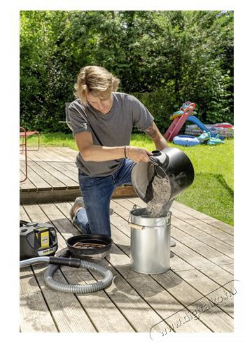 Karcher AD 2 BATTERY 1.348-300.0 akkumul&aacute;toros hamuporsz&iacute;v&oacute; H&aacute;ztart&aacute;s / Otthon / K&uuml;lt&eacute;r - Porsz&iacute;v&oacute; / takar&iacute;t&oacute;g&eacute;p - Hamuporsz&iacute;v&oacute; - 474152