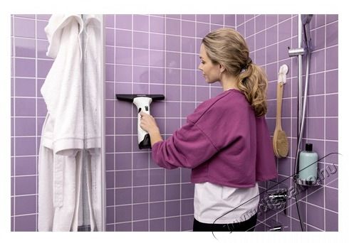 Karcher WV 2 PLUS 1.633-640.0 AKKUMUL&Aacute;TOROS ABLAKTISZT&Iacute;T&Oacute; H&aacute;ztart&aacute;s / Otthon / K&uuml;lt&eacute;r - Tiszt&iacute;t&oacute; / mos&oacute; - Ablaktiszt&iacute;t&oacute; - 516691
