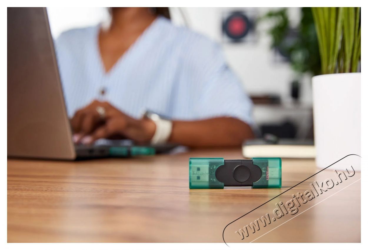 Kingston DataTraveler Duo G2 256GB pendrive Mem&oacute;ria k&aacute;rtya / Pendrive - Pendrive - 528988