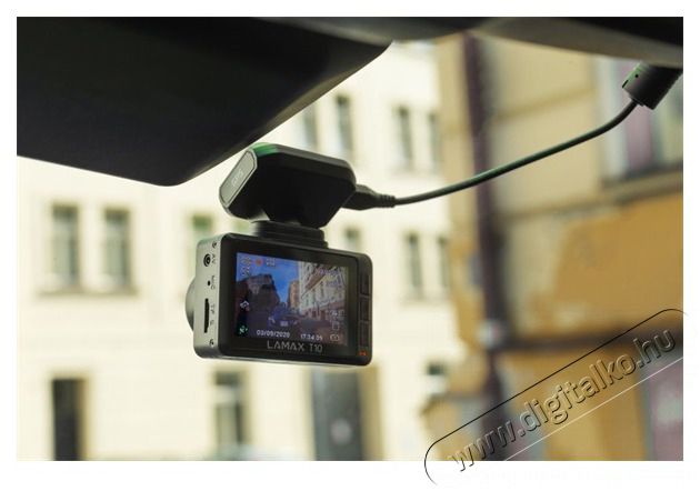 LAMAX T10 4K GPS aut&oacute;s menetr&ouml;gz&iacute;tő kamera F&eacute;nyk&eacute;pezőg&eacute;p / kamera - Aut&oacute;s fed&eacute;lzeti kamera - 404125