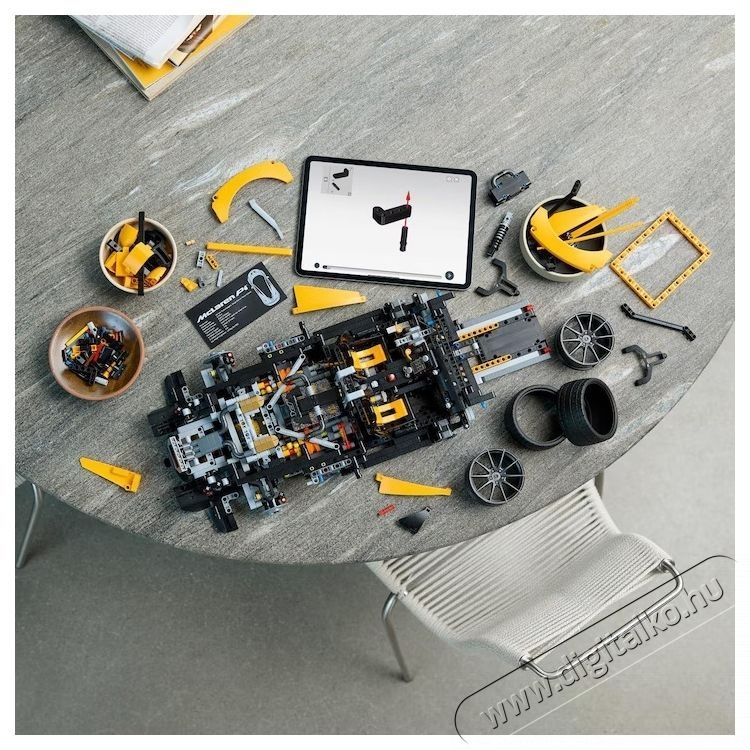 LEGO Technic - McLaren P1 (42172) H&aacute;ztart&aacute;s / Otthon / K&uuml;lt&eacute;r - J&aacute;t&eacute;k / Sport - Kreat&iacute;v / k&eacute;szs&eacute;gfejlesztő j&aacute;t&eacute;k - 537635