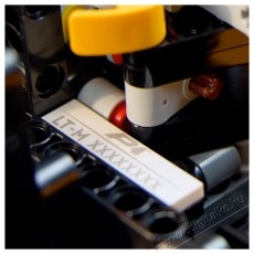 LEGO Technic - McLaren P1 (42172) H&aacute;ztart&aacute;s / Otthon / K&uuml;lt&eacute;r - J&aacute;t&eacute;k / Sport - Kreat&iacute;v / k&eacute;szs&eacute;gfejlesztő j&aacute;t&eacute;k - 537635