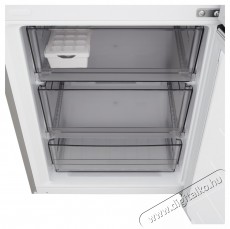 LG GBBS312APY hűtőszekr&eacute;ny, No Frost, 333 l, M 186 cm, A energiaoszt&aacute;ly, Wi-Fi, Ez&uuml;st Konyhai term&eacute;kek - Hűtő, fagyaszt&oacute; (szabadon&aacute;ll&oacute;) - Alulfagyaszt&oacute;s kombin&aacute;lt hűtő - 533560