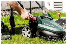 Metabo RM 36-18 LTX BL 36 akkumul&aacute;tor n&eacute;lk&uuml;l l&aacute;ncfűr&eacute;sz H&aacute;ztart&aacute;s / Otthon / K&uuml;lt&eacute;r - K&uuml;lt&eacute;r / kerti term&eacute;k / grill - Fűny&iacute;r&oacute; / gyeplaz&iacute;t&oacute; - 521650