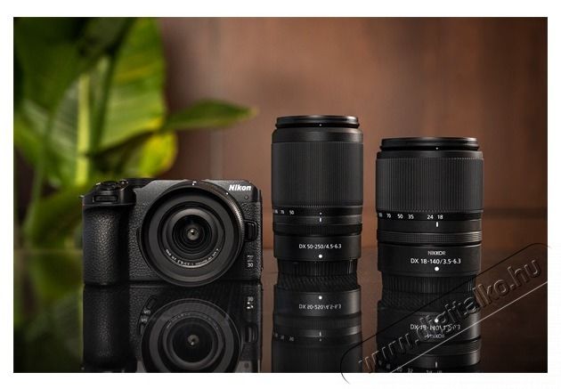 Nikon Z30 Digit&aacute;lis f&eacute;nyk&eacute;pezőg&eacute;p F&eacute;nyk&eacute;pezőg&eacute;p / kamera - Kompakt f&eacute;nyk&eacute;pezőg&eacute;p - Norm&aacute;l tud&aacute;s&uacute; kompakt - 442977