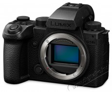 PANASONIC Lumix DC-S5 Mark IIX v&aacute;z F&eacute;nyk&eacute;pezőg&eacute;p / kamera - MILC cser&eacute;lhető objekt&iacute;ves kompakt f&eacute;nyk&eacute;pezőg&eacute;p - 520054