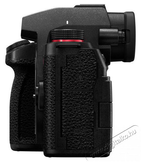 PANASONIC Lumix DC-G9 II v&aacute;z F&eacute;nyk&eacute;pezőg&eacute;p / kamera - MILC cser&eacute;lhető objekt&iacute;ves kompakt f&eacute;nyk&eacute;pezőg&eacute;p - 520024
