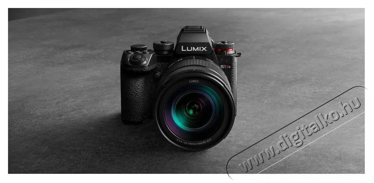 PANASONIC Lumix S1IIE v&aacute;z F&eacute;nyk&eacute;pezőg&eacute;p / kamera - MILC cser&eacute;lhető objekt&iacute;ves kompakt f&eacute;nyk&eacute;pezőg&eacute;p - 520066