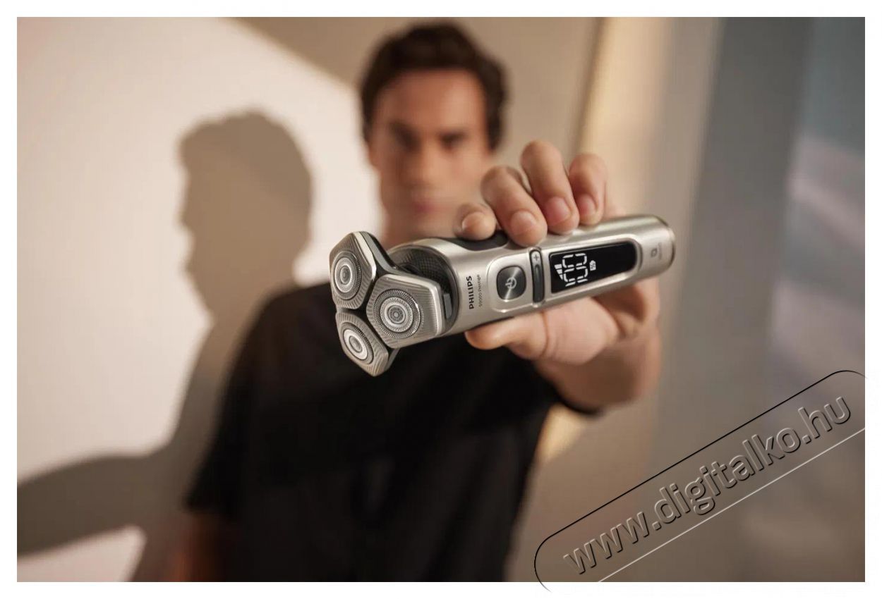 PHILIPS Series 9000 Prestige Wet & Dry SP9883/36 Sz&eacute;ps&eacute;g&aacute;pol&aacute;s / Eg&eacute;szs&eacute;g - Szőrtelen&iacute;tő / borotva - F&eacute;rfi borotva - 510617