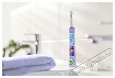 PHILIPS Sonicare for Kids HX6322/12 Elektromos fogkefe Sz&eacute;ps&eacute;g&aacute;pol&aacute;s / Eg&eacute;szs&eacute;g - Sz&aacute;j / fog &aacute;pol&aacute;s - Elektromos fogkefe - 525681