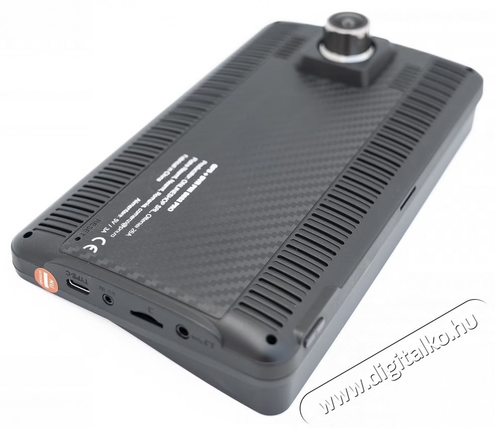 PNI S932 PRO GPS navig&aacute;ci&oacute;s rendszer be&eacute;p&iacute;tett DVR-rel Aut&oacute;hifi / Aut&oacute; felszerel&eacute;s - GPS navig&aacute;ci&oacute; - GPS navig&aacute;ci&oacute; - 535521