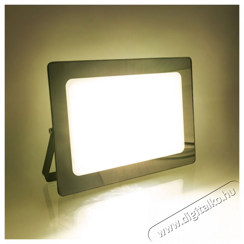 Retlux RSL 244 LED floodlight 30W 4000K H&aacute;ztart&aacute;s / Otthon / K&uuml;lt&eacute;r - Vil&aacute;g&iacute;t&aacute;s / elektromoss&aacute;g - Kerti / k&uuml;lt&eacute;ri l&aacute;mpa - 351868