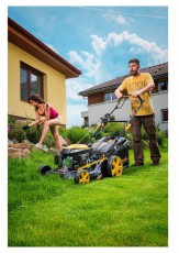 RIWALL RPM 5135 benzines &ouml;nj&aacute;r&oacute; fűny&iacute;r&oacute; H&aacute;ztart&aacute;s / Otthon / K&uuml;lt&eacute;r - K&uuml;lt&eacute;r / kerti term&eacute;k / grill - Fűny&iacute;r&oacute; / gyeplaz&iacute;t&oacute; - 416048