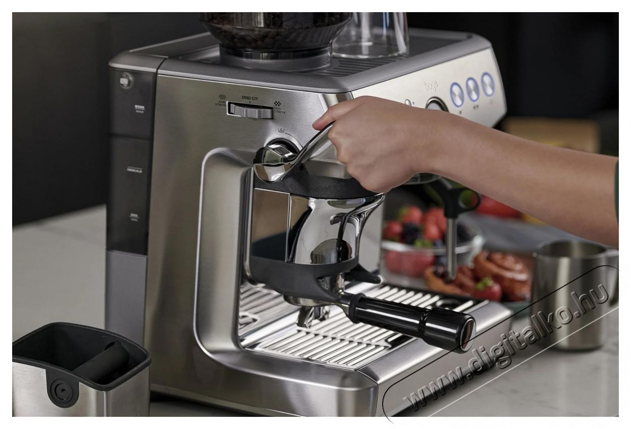 Sage SES 876 BSS Espresso Karos k&aacute;v&eacute;főző Konyhai term&eacute;kek - K&aacute;v&eacute;főző / k&aacute;v&eacute;&ouml;rlő / kieg&eacute;sz&iacute;tő - Pressz&oacute; k&aacute;v&eacute;főző - 496269