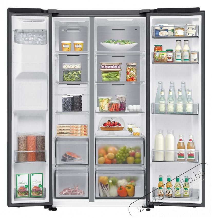 SAMSUNG RS70F64KEFEO Side-by-Side hűtőszekr&eacute;ny AI Energia &uuml;zemm&oacute;ddal 640 L, fekete Konyhai term&eacute;kek - Hűtő, fagyaszt&oacute; (szabadon&aacute;ll&oacute;) - Amerikai t&iacute;pus&uacute; Side By Side hűtő - 505308