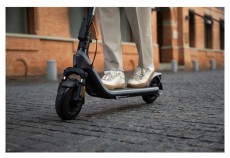 Segway Ninebot KickScooter E2 Plus E II elektromos roller H&aacute;ztart&aacute;s / Otthon / K&uuml;lt&eacute;r - J&aacute;t&eacute;k / Sport - Roller / segway / g&ouml;rdeszka - 507598