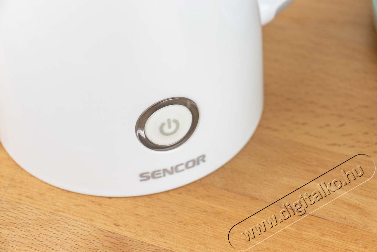 Sencor SMF 2020WH Tejhabos&iacute;t&oacute; Konyhai term&eacute;kek - K&aacute;v&eacute;főző / k&aacute;v&eacute;&ouml;rlő / kieg&eacute;sz&iacute;tő - Tejhabos&iacute;t&oacute; - 270404