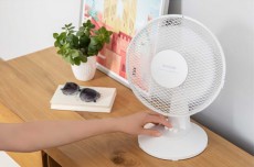 Sencor SFE2310WH asztali ventil&aacute;tor H&aacute;ztart&aacute;s / Otthon / K&uuml;lt&eacute;r - Ventil&aacute;tor / L&eacute;gkondicion&aacute;l&oacute; - Asztali ventil&aacute;tor - 362167