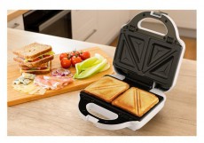 Sencor SSM 9310WH Szendvicss&uuml;tő Konyhai term&eacute;kek - Konyhai kisg&eacute;p (s&uuml;t&eacute;s / főz&eacute;s / hűt&eacute;s / &eacute;telk&eacute;sz&iacute;t&eacute;s) - Melegszendvics / gofri s&uuml;tő - 493624